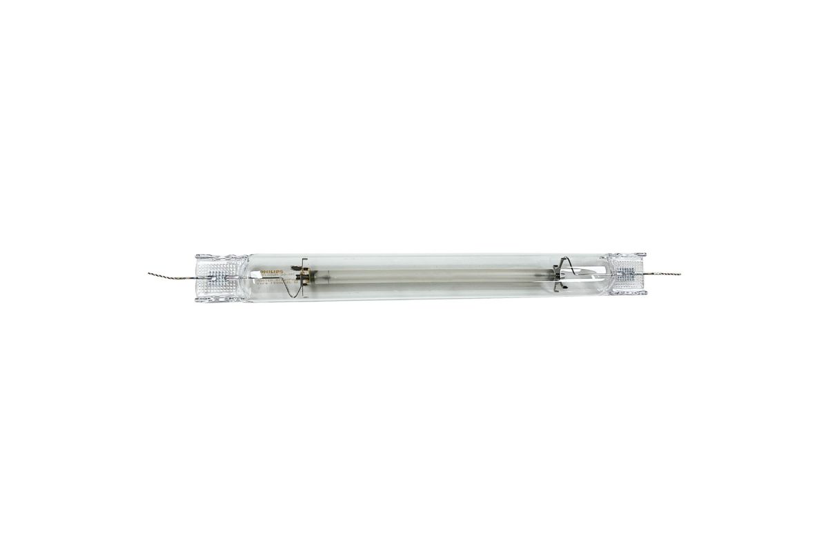 Details about   MASTER GreenPower 1000W 400V is a double ended high pressure sodium lamp. 